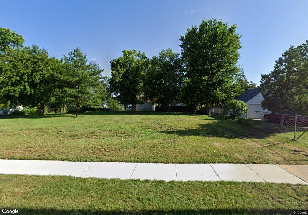 657 E Hemphill Rd, Flint, MI 48507 - photo 1