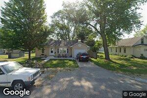 210 S Fremont St, Tampico, IL 61283