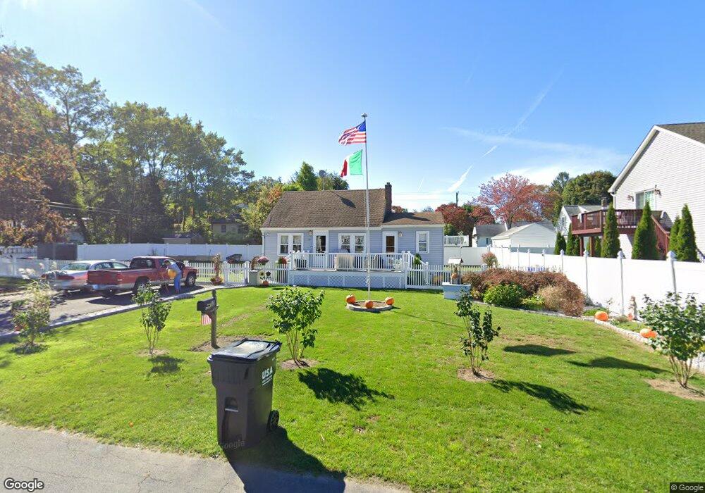 80 Hubbell Ave, Oakville, CT 06779 - photo 1