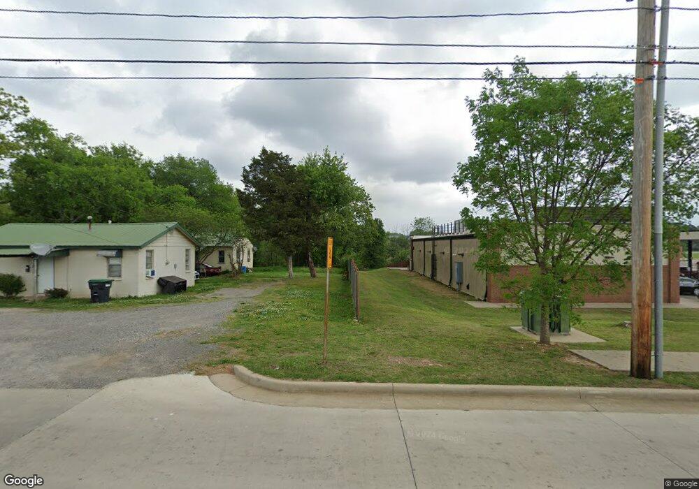 306 Cedar Ave unit 306, Tahlequah, OK 74464 - photo 1