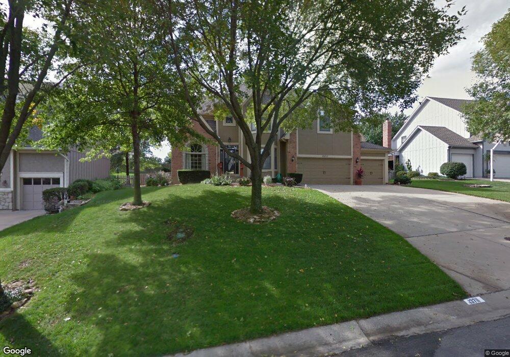 13711 W 76th Cir, Shawnee, KS 66216 - photo 1