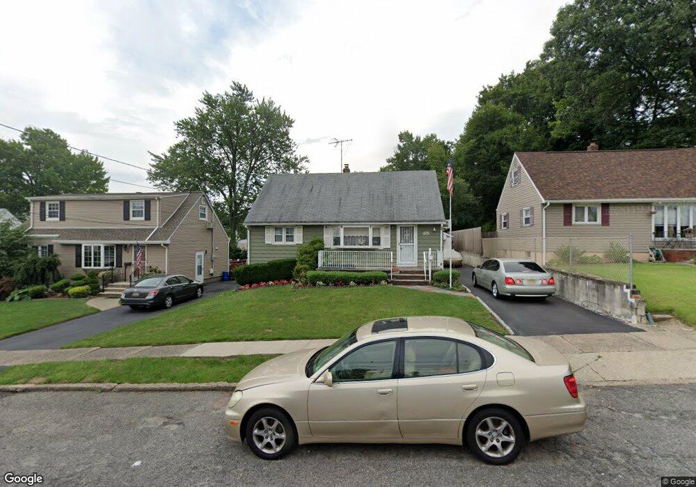 35 Glen Oaks Ct, Clifton, NJ 07012 - photo 1