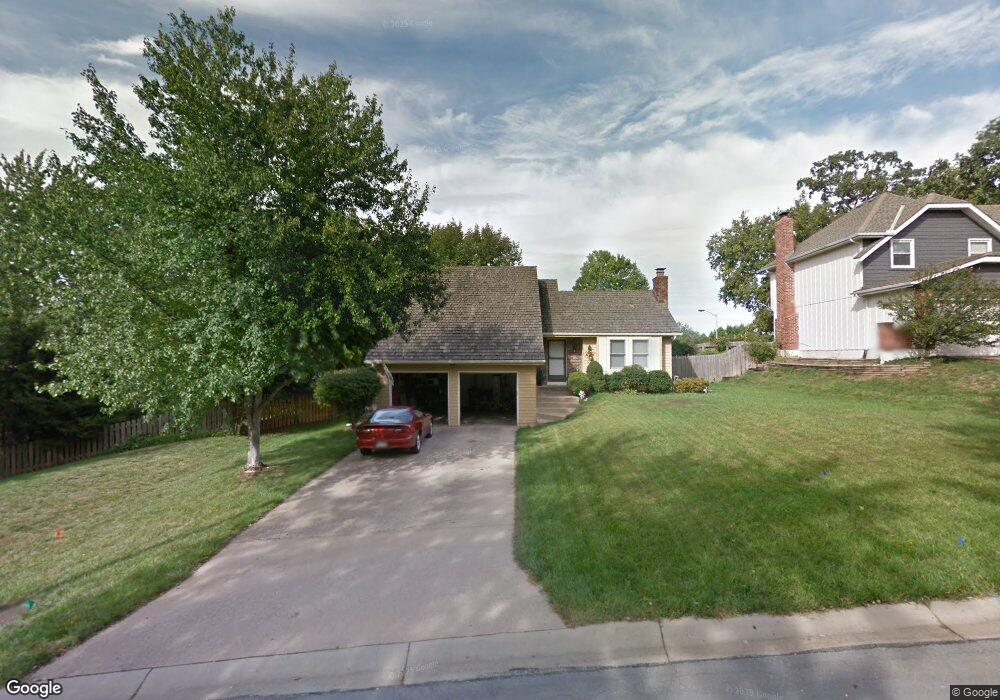 7918 Rene St, Lenexa, KS 66215 - photo 1