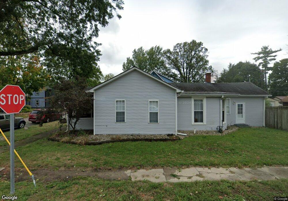 204 S Vine St, Plainfield, IN 46168 - photo 1