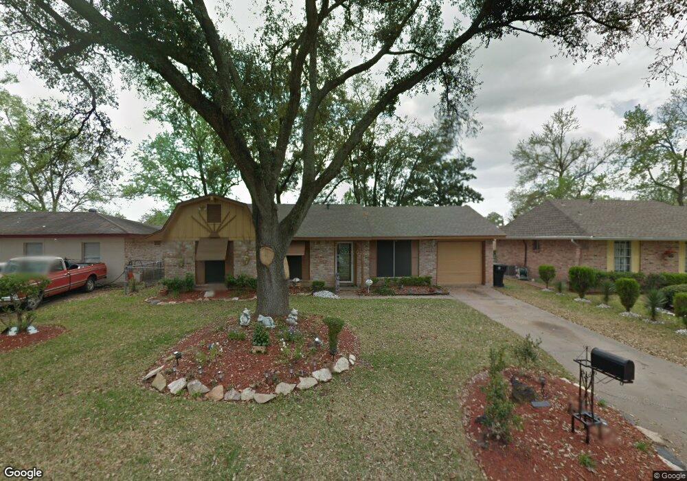 1723 Hidden Valley Dr, Houston, TX 77088 - photo 1