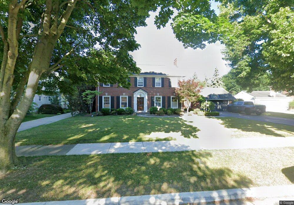 515 Rivard Blvd, Grosse Pointe, MI 48230 - photo 1