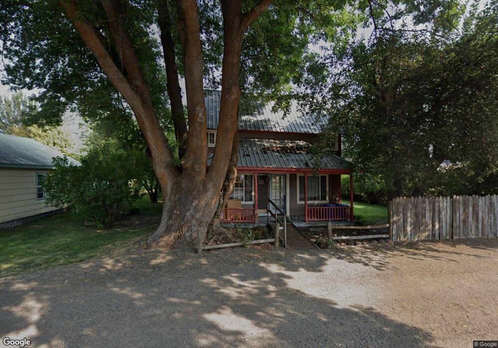 210 Kellog St, Halfway, OR 97834 - photo 1