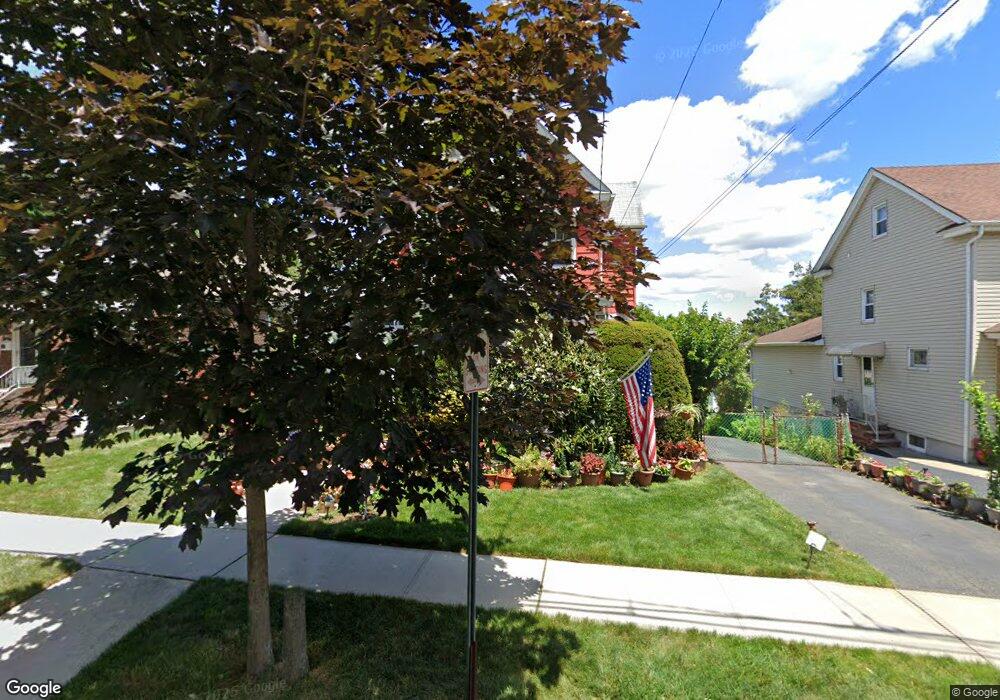 135 Kipp Ave, Hasbrouck Heights, NJ 07604 - photo 1