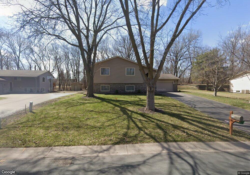 6449 Pineview Ln N, Maple Grove, MN 55369 - photo 1