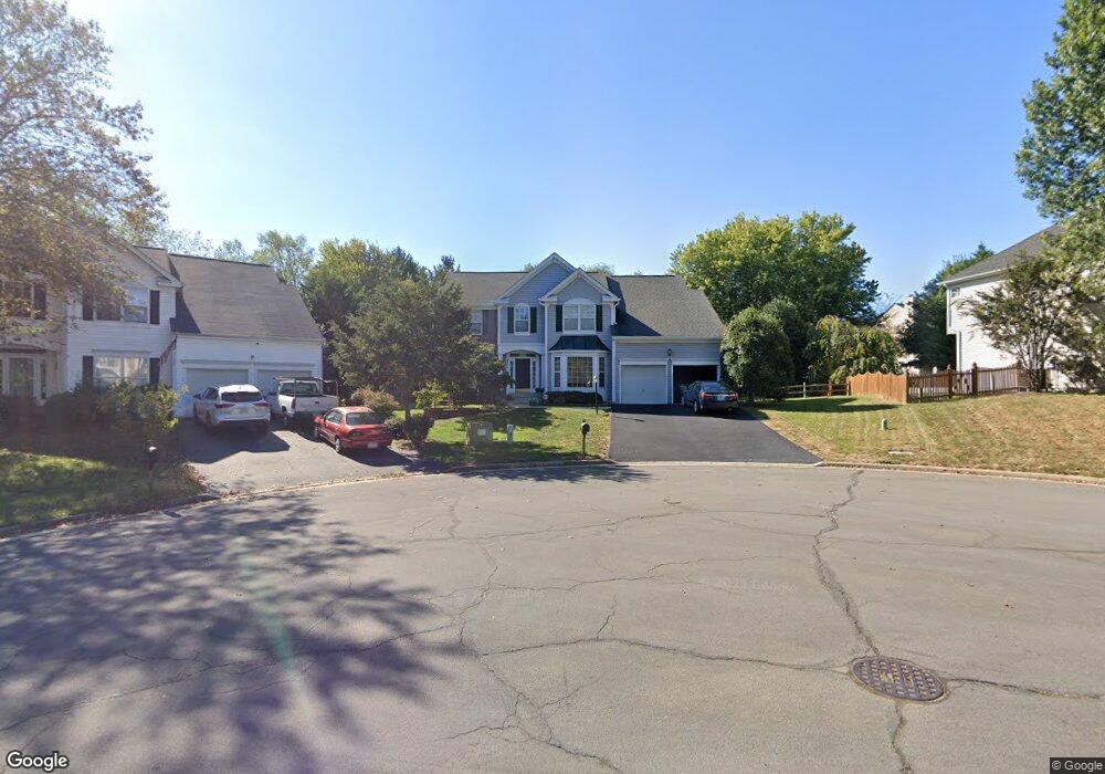 8570 Yearling Ct, Gainesville, VA 20155 - photo 1