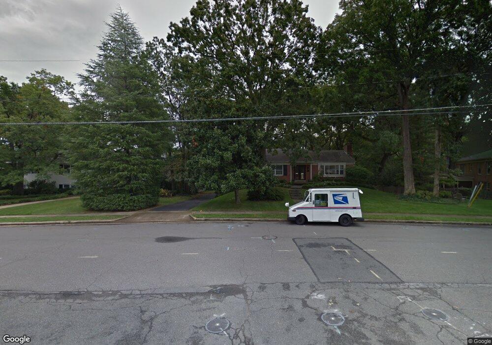 7309 Burtonwood Dr, Alexandria, VA 22307 - photo 1