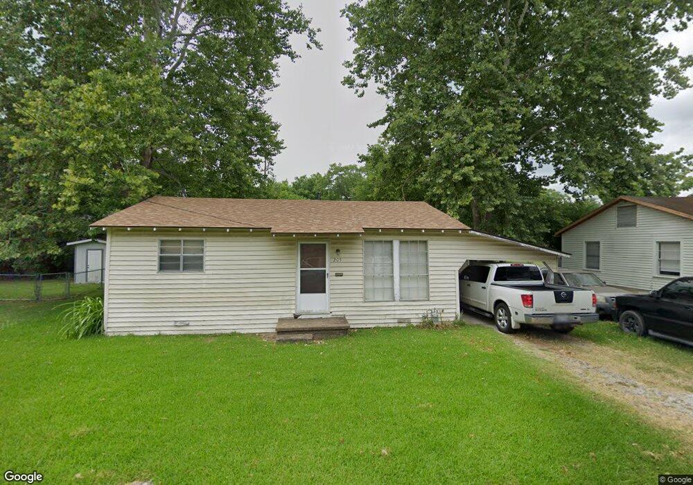 205 Kelly St, Bonham, TX 75418 - photo 1
