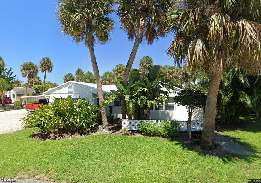 2341 NE Park St, Jensen Beach, FL 34957 - photo 1