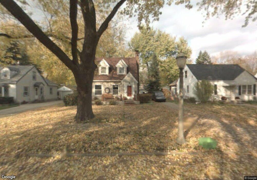 555 Brookland Blvd, Lansing, MI 48910 - photo 1