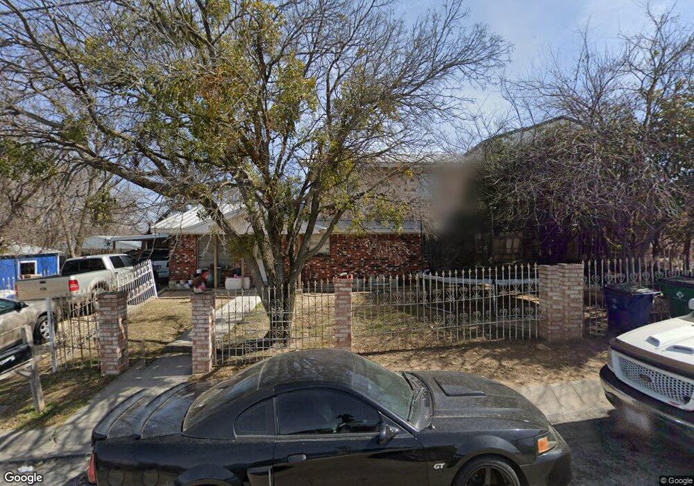 302 N State St, Decatur, TX 76234 - photo 1