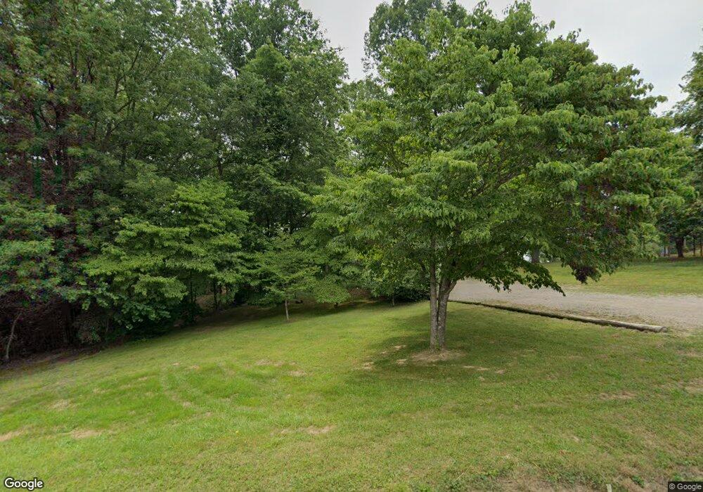 496 Silverside Dr, Scottsville, KY 42164 - photo 1