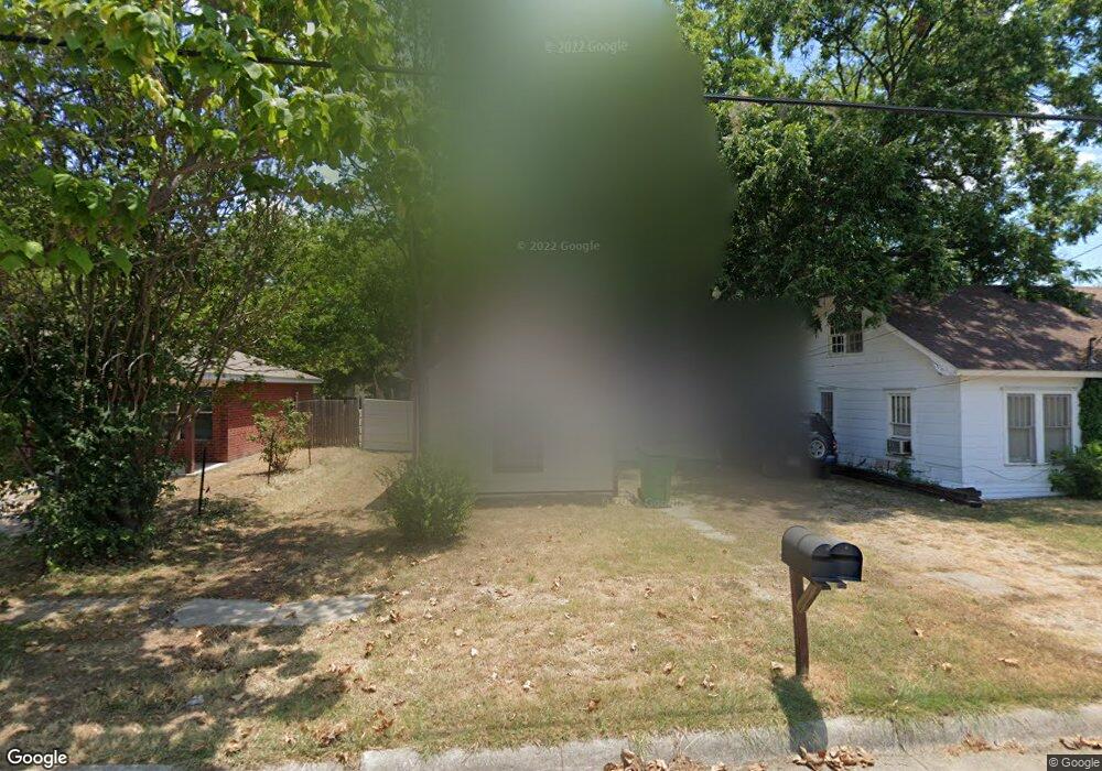 410 Ritchey St, Gainesville, TX 76240 - photo 1