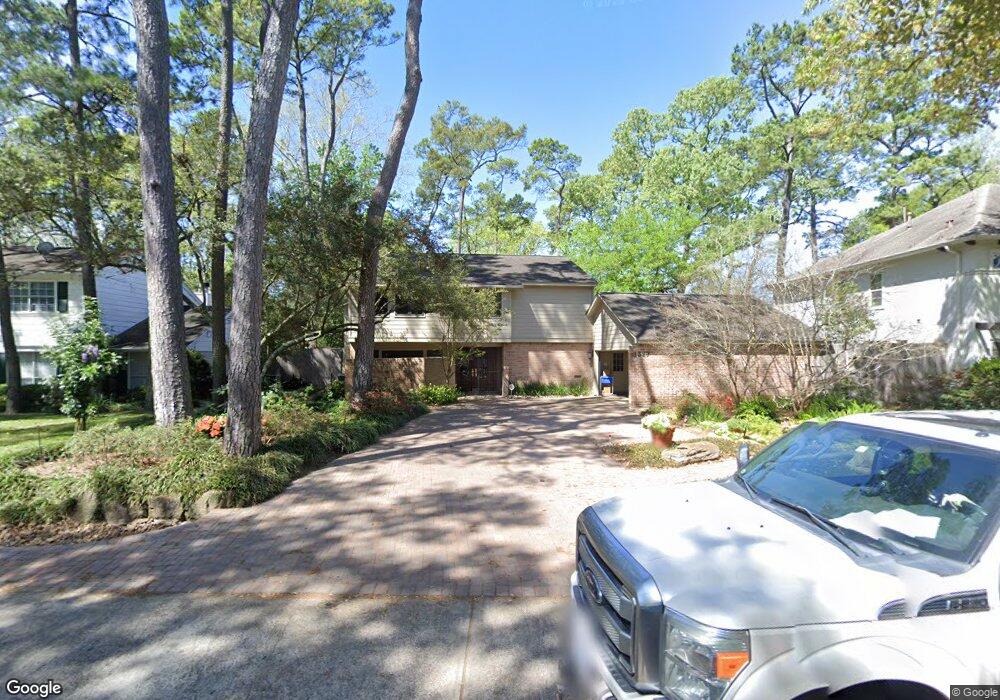 1327 Friarcreek Ln, Houston, TX 77055 - photo 1