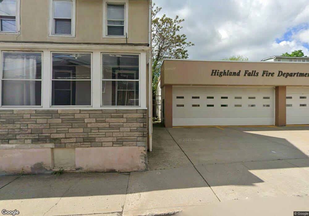 7 Mountain Ave unit 1, Highland Falls, NY 10928 - photo 1