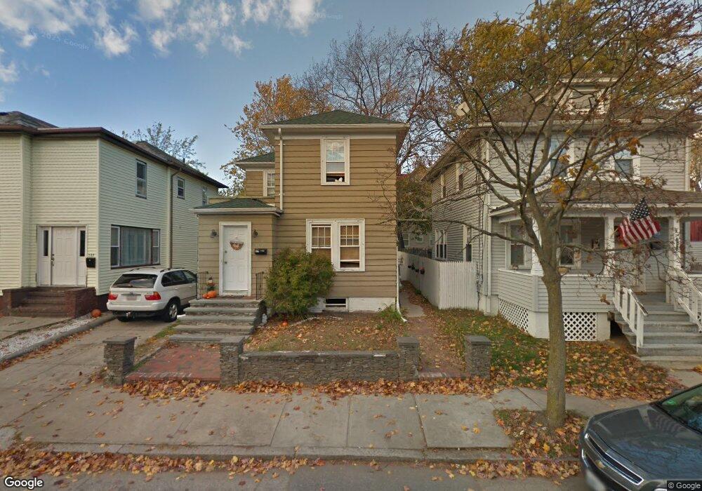 301 Narragansett St, Cranston, RI 02905 - photo 1