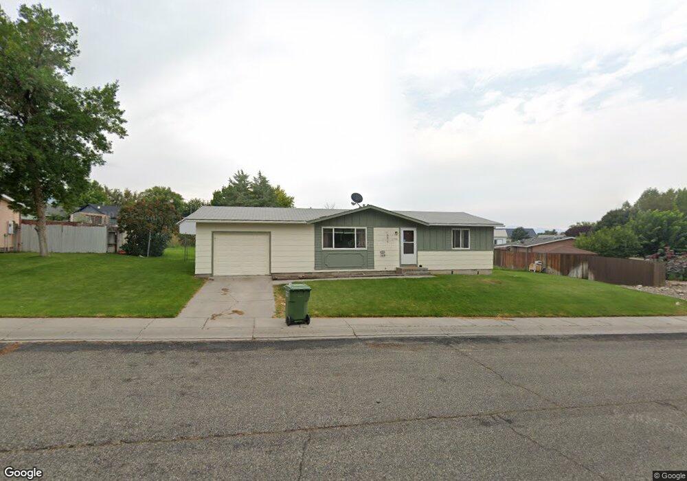 1730 Pearce St, Winnemucca, NV 89445 - photo 1