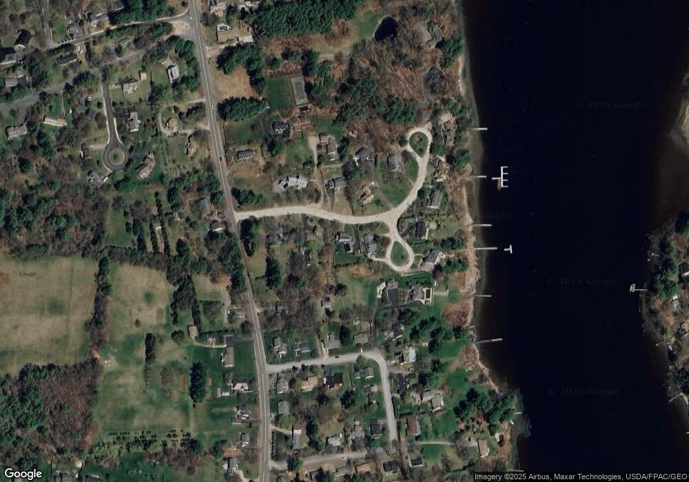 7 Landing Way, Dover, NH 03820 - photo 1