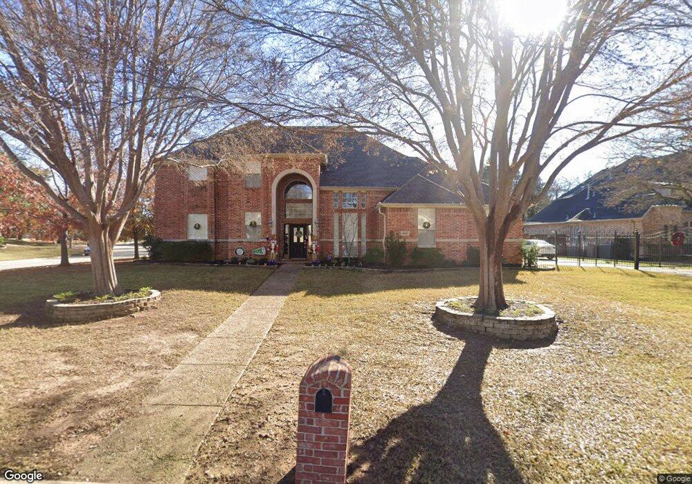 1009 Lake Forest Dr, Southlake, TX 76092 - photo 1