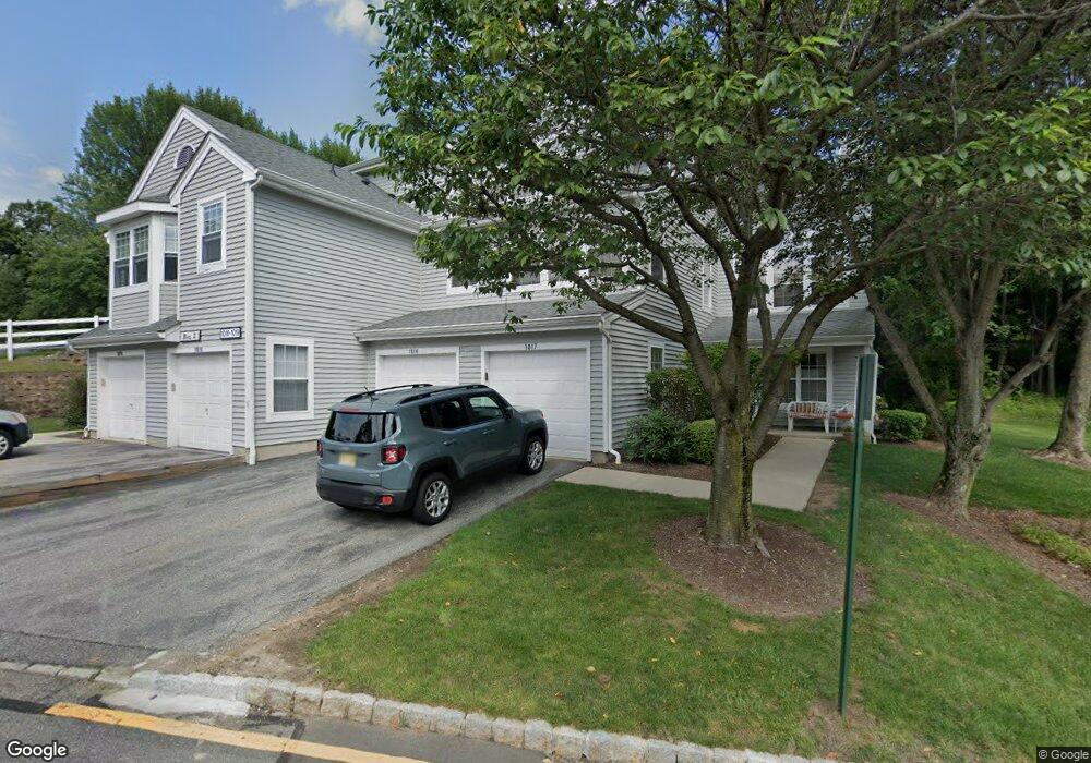 1018 Crown Ct, Mahwah, NJ 07430 - photo 1