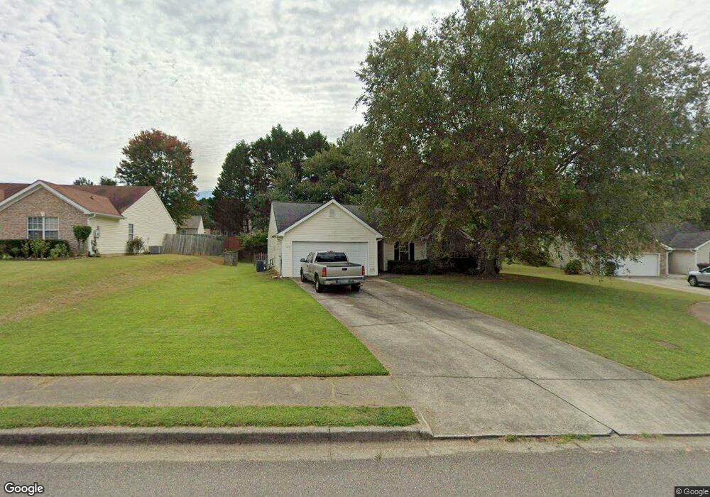 423 Waltham Ln unit 4, Sugar Hill, GA 30518 - photo 1