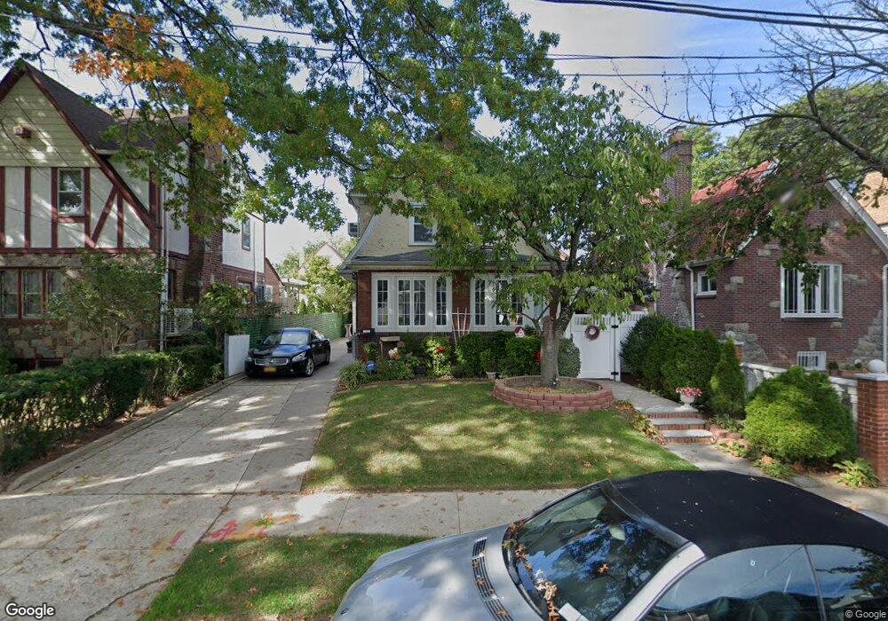 4722 159th St, Flushing, NY 11358 - photo 1