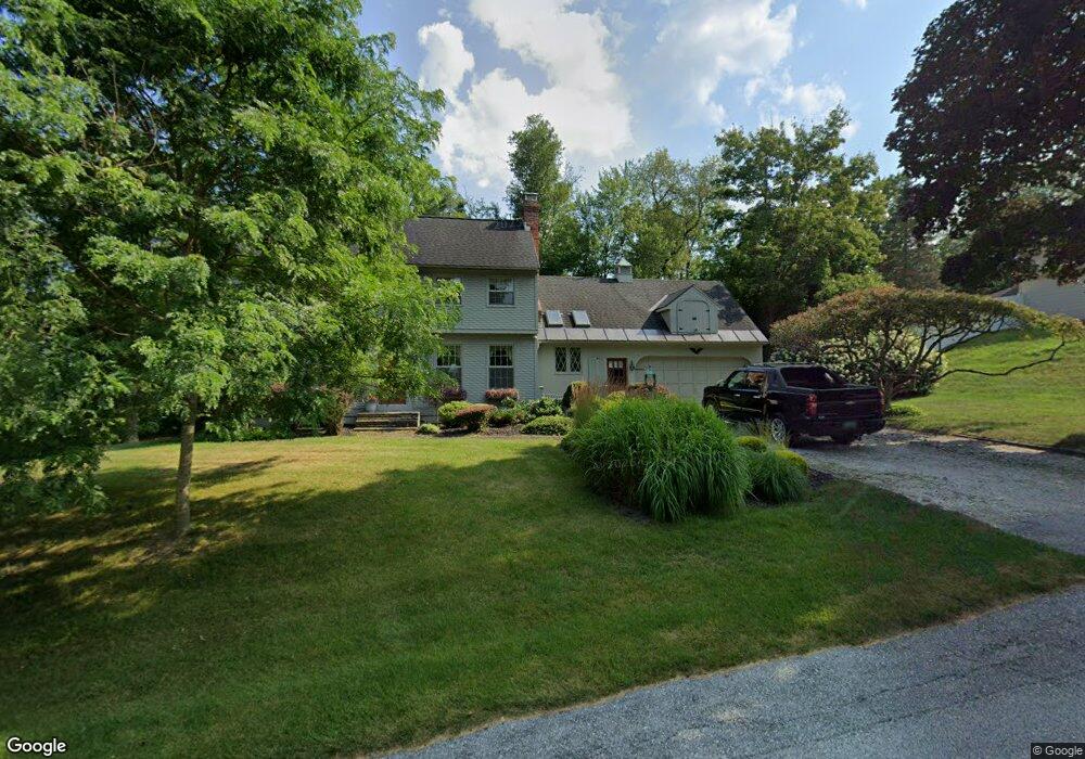 156 Patricia Ln, Rutland, VT 05701 - photo 1