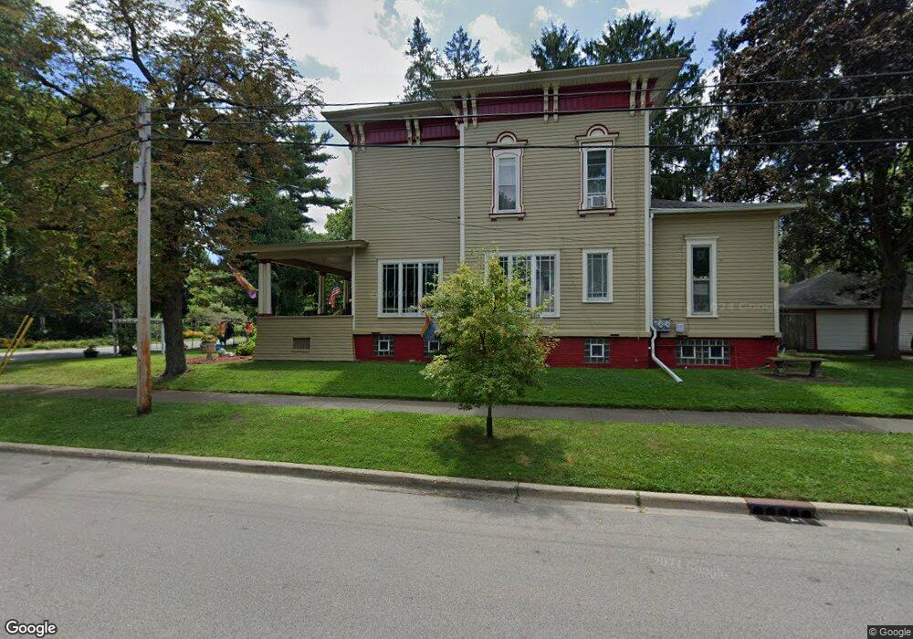 946 N Sheridan Rd, Waukegan, IL 60085 - photo 1