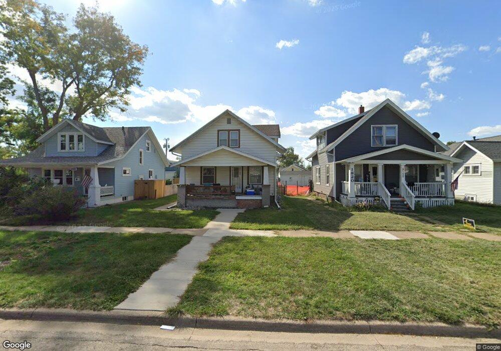 1826 I St SW, Cedar Rapids, IA 52404 - photo 1