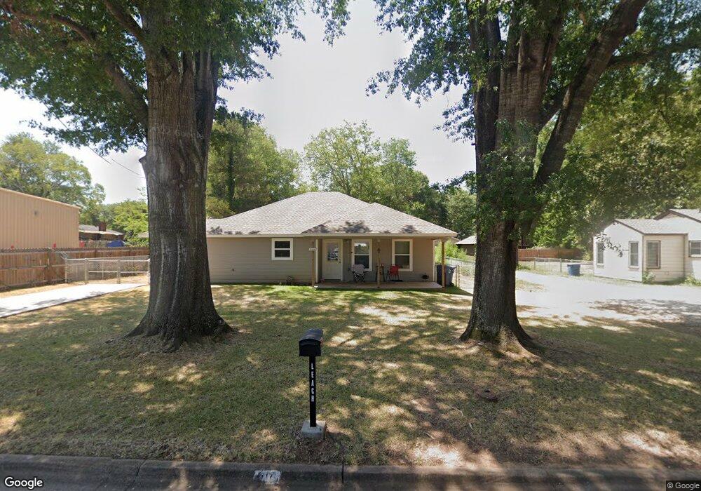 916 Leach St, Kilgore, TX 75662 - photo 1