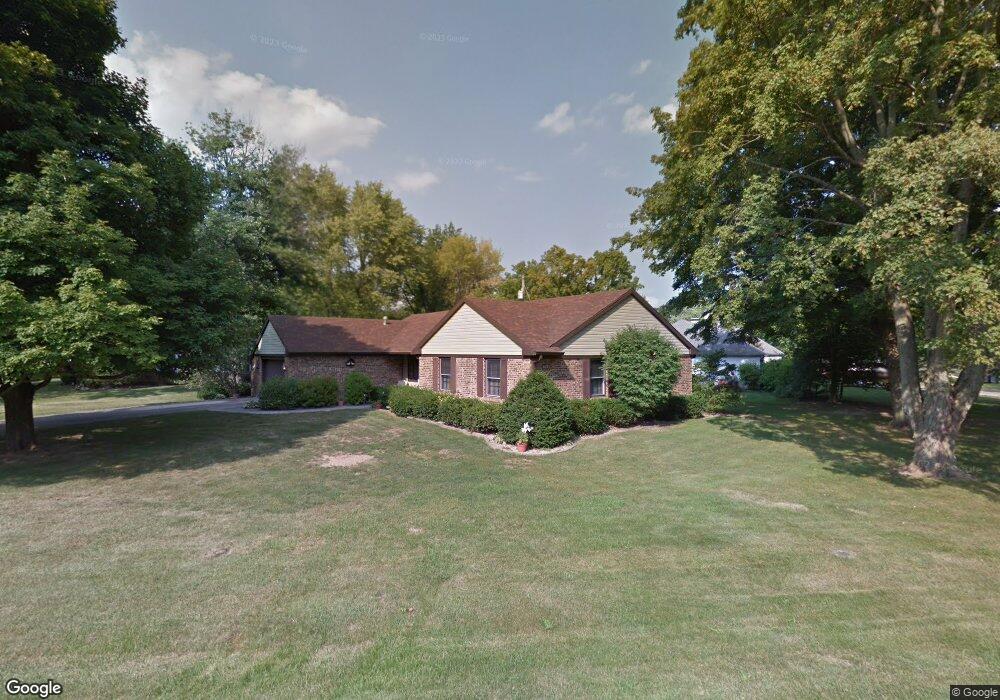 32 Beauvoir Cir, Anderson, IN 46011 - photo 1