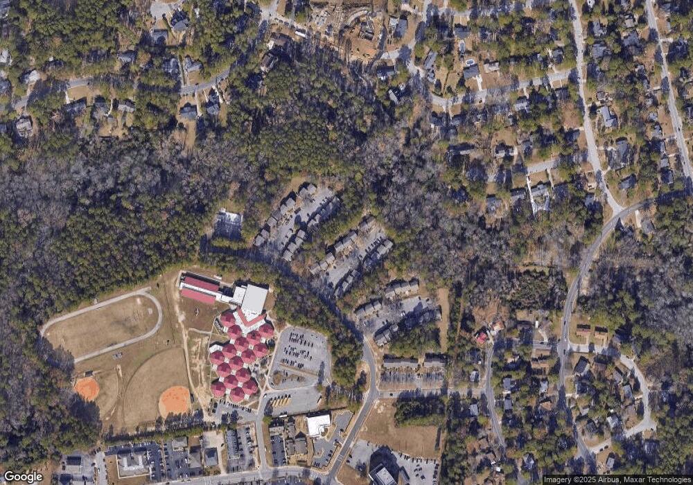 573 Winding Creek Rd unit D, Fayetteville, NC 28305 - photo 1