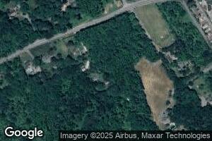 2435 Laurel Lake Dr, Mattituck, NY 11952