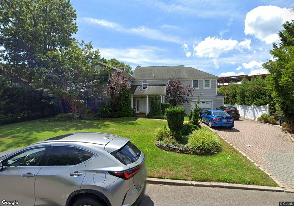 11 Keewaydin Rd, Lawrence, NY 11559 - photo 1