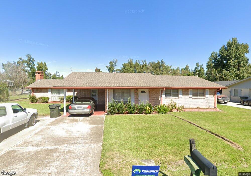 207 Riley Dr, Houma, LA 70363 - photo 1