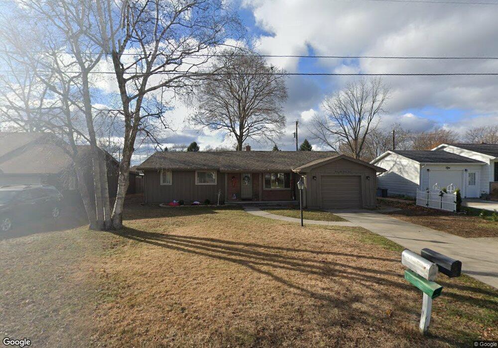 2423 20th Ave, Port Huron, MI 48060 - photo 1