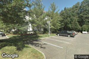 207 Raintree Ct, Helmetta, NJ 08828