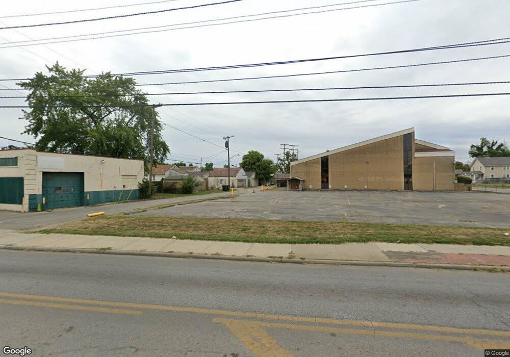 2352 Sullivant Ave, Columbus, OH 43204 - photo 1