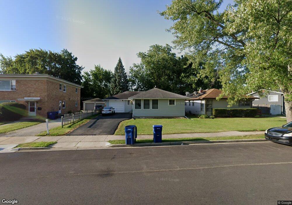 2113 W Glen Flora Ave, Waukegan, IL 60085 - photo 1