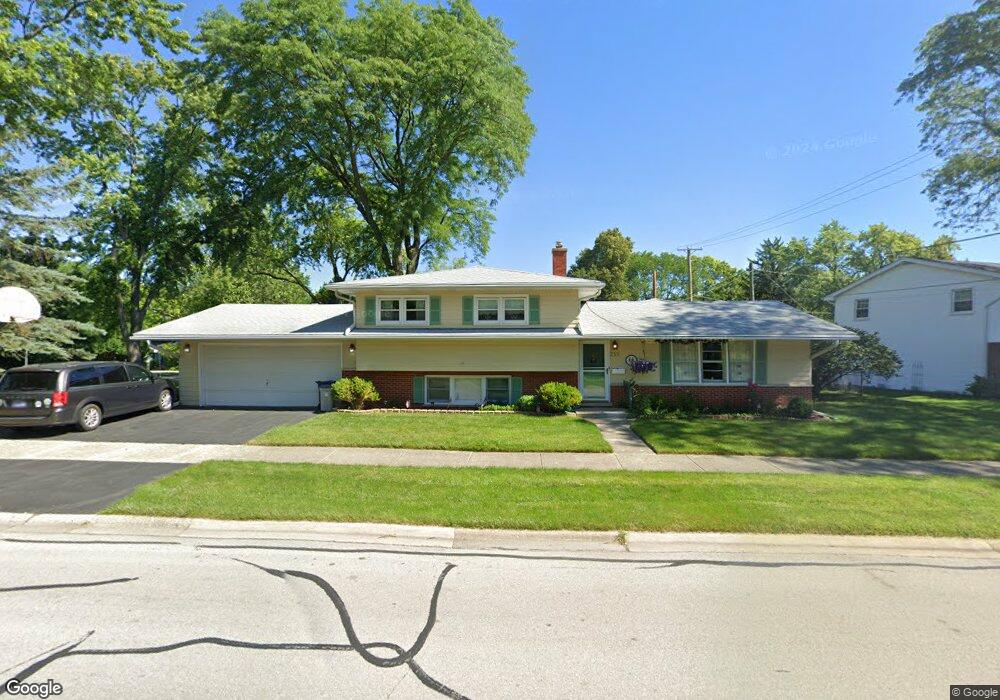 233 Tamarack Ave, Naperville, IL 60540 - photo 1