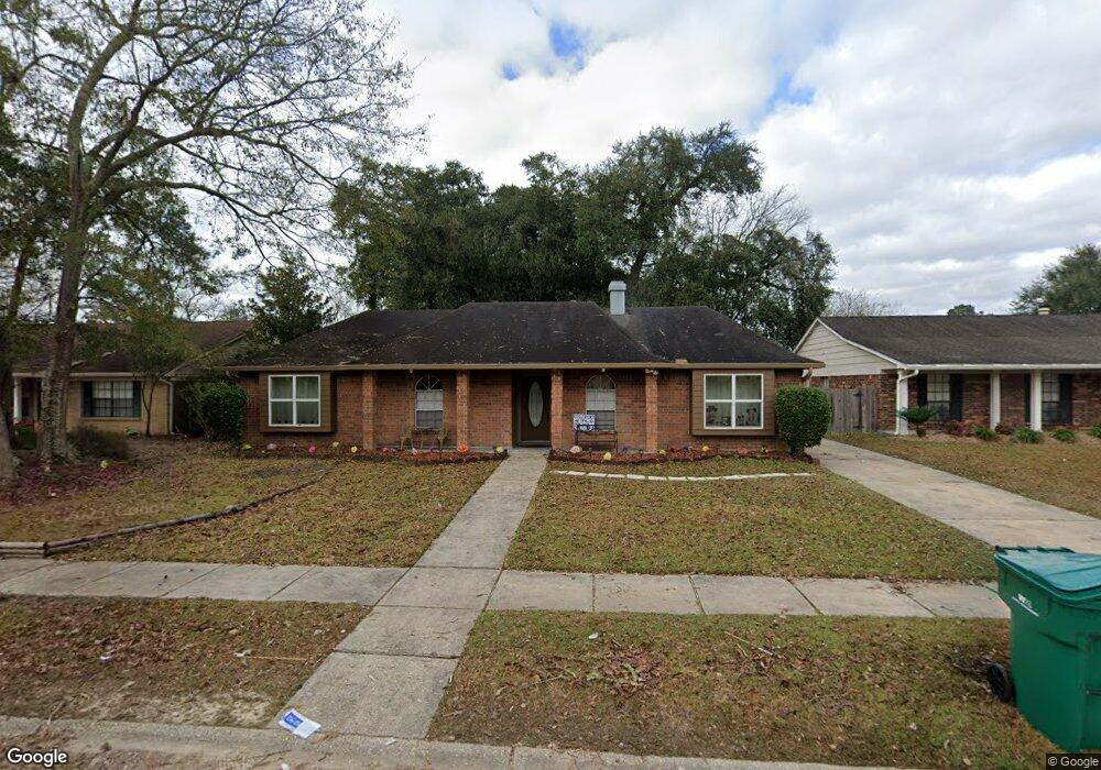 807 N Ferry Lake Ct, Slidell, LA 70461 - photo 1