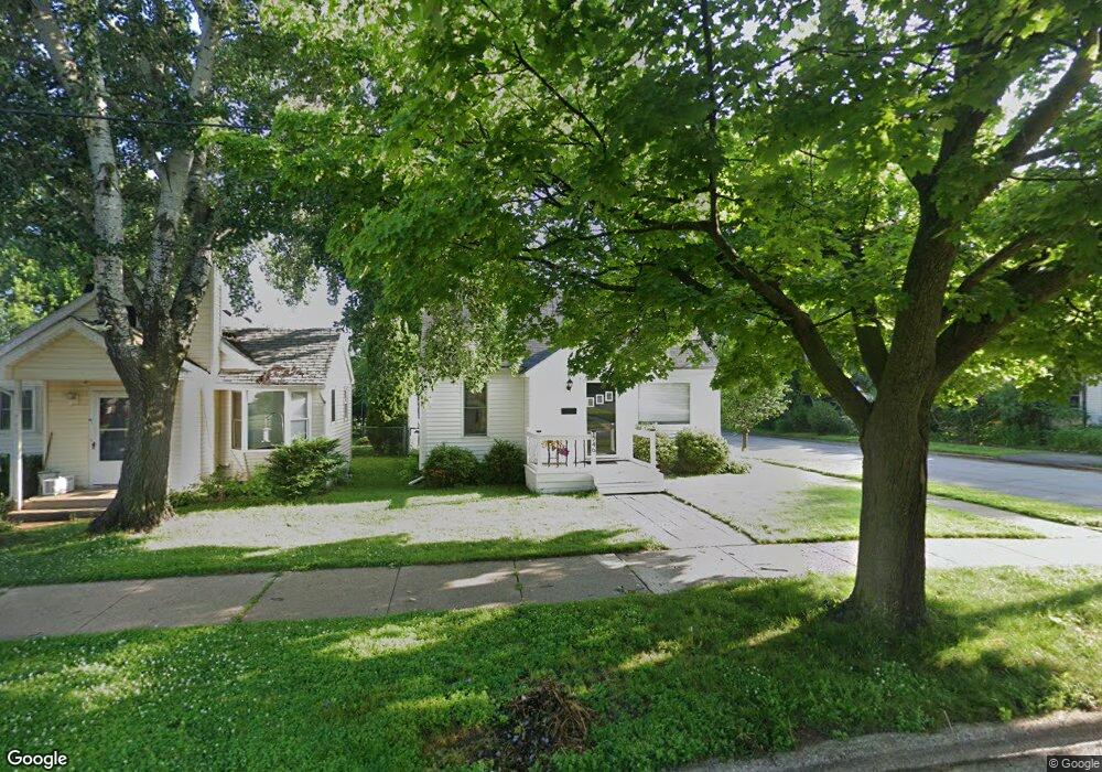 1746 Sheridan St, Madison, WI 53704 - photo 1