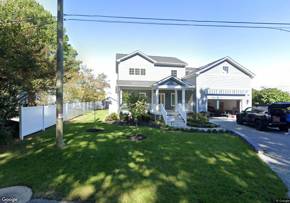 3511 Riverview Dr, Colonial Beach, VA 22443 - photo 1