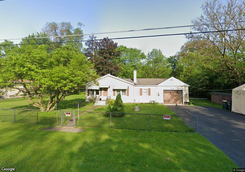 1330 Winaki Trail, Algonquin, IL 60102 - photo 1