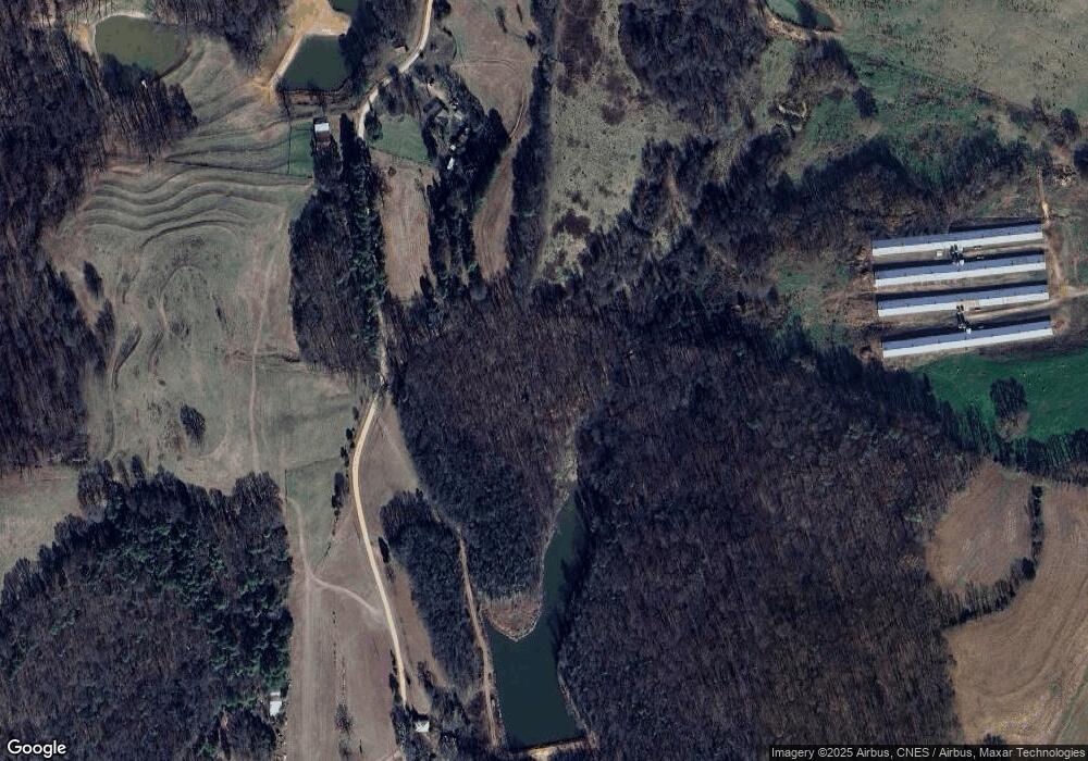 659 Cape Rd, Carnesville, GA 30521 - photo 1