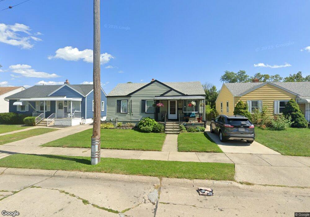 26370 Blumfield St, Roseville, MI 48066 - photo 1